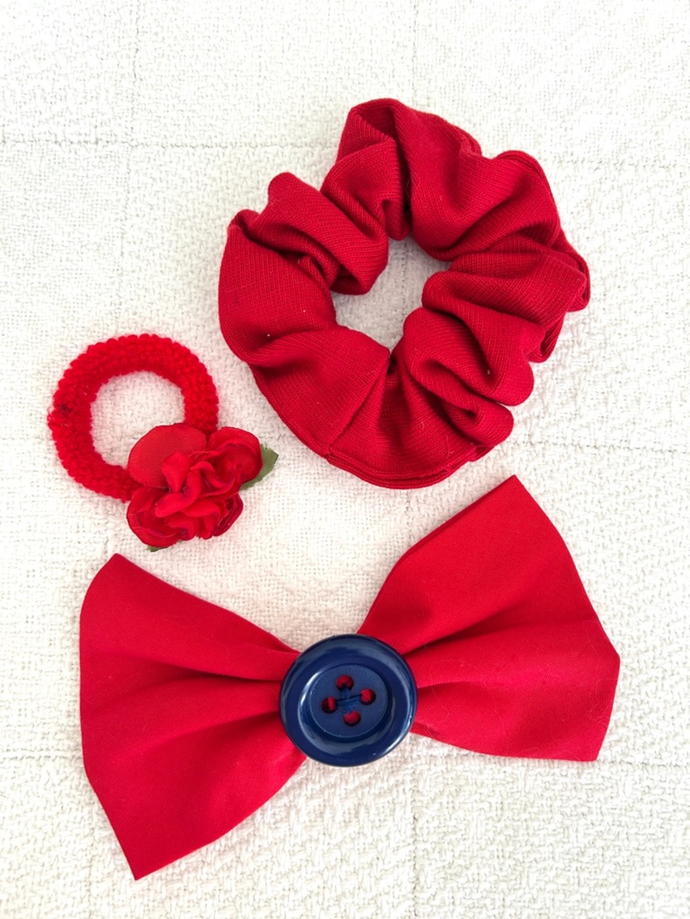 Retro 90s Sitcom Inspired Red Hair Bow, Scrunchie & Flower Elastic Set